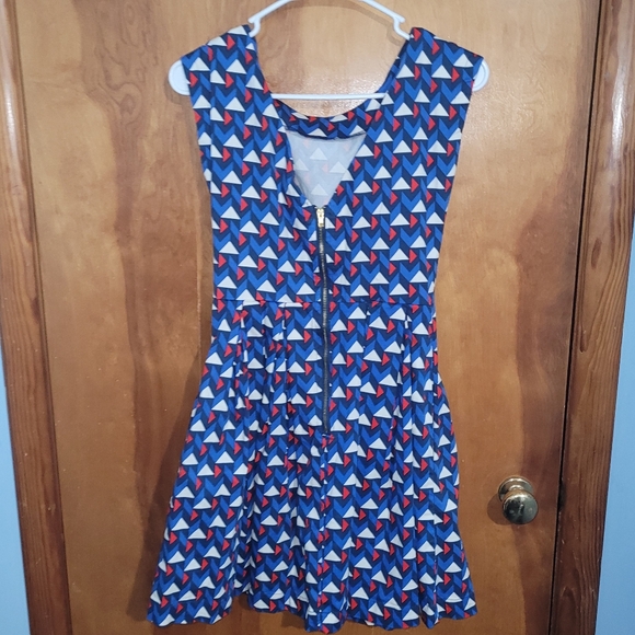 Louche Geometric Blue, White and Red Dress - Picture 5 of 8